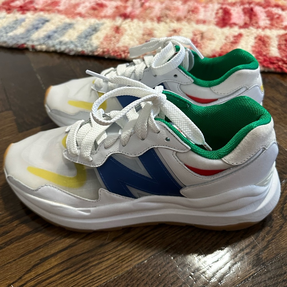 Colorful new balance sneakers size 7.5 men’s 9 women’s